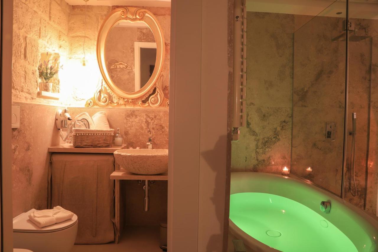 Palazzo Stapane Home Suite 9 - Luxury Living Monopoli Exterior foto